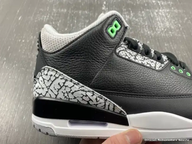 Official Maikesneakers Green Air Jordan Glow 3 CT8532-031 0528
